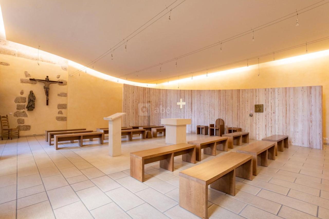 Hotellerie Saint Yves ชาร์ตร ภายนอก รูปภาพ